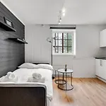 Northern Lights I I Stylish Flat *