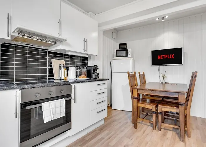 Northern Lights I I Stylish Flat * ترومسو